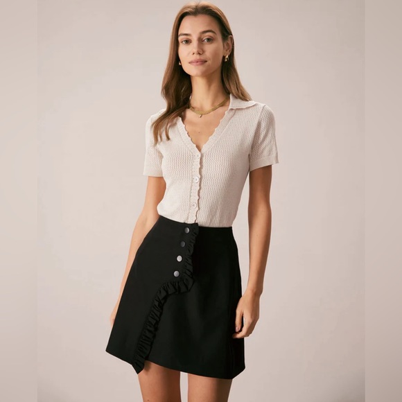 NWT RIHOAS V Neck Button Pointelle Knit Tee - Picture 4 of 6